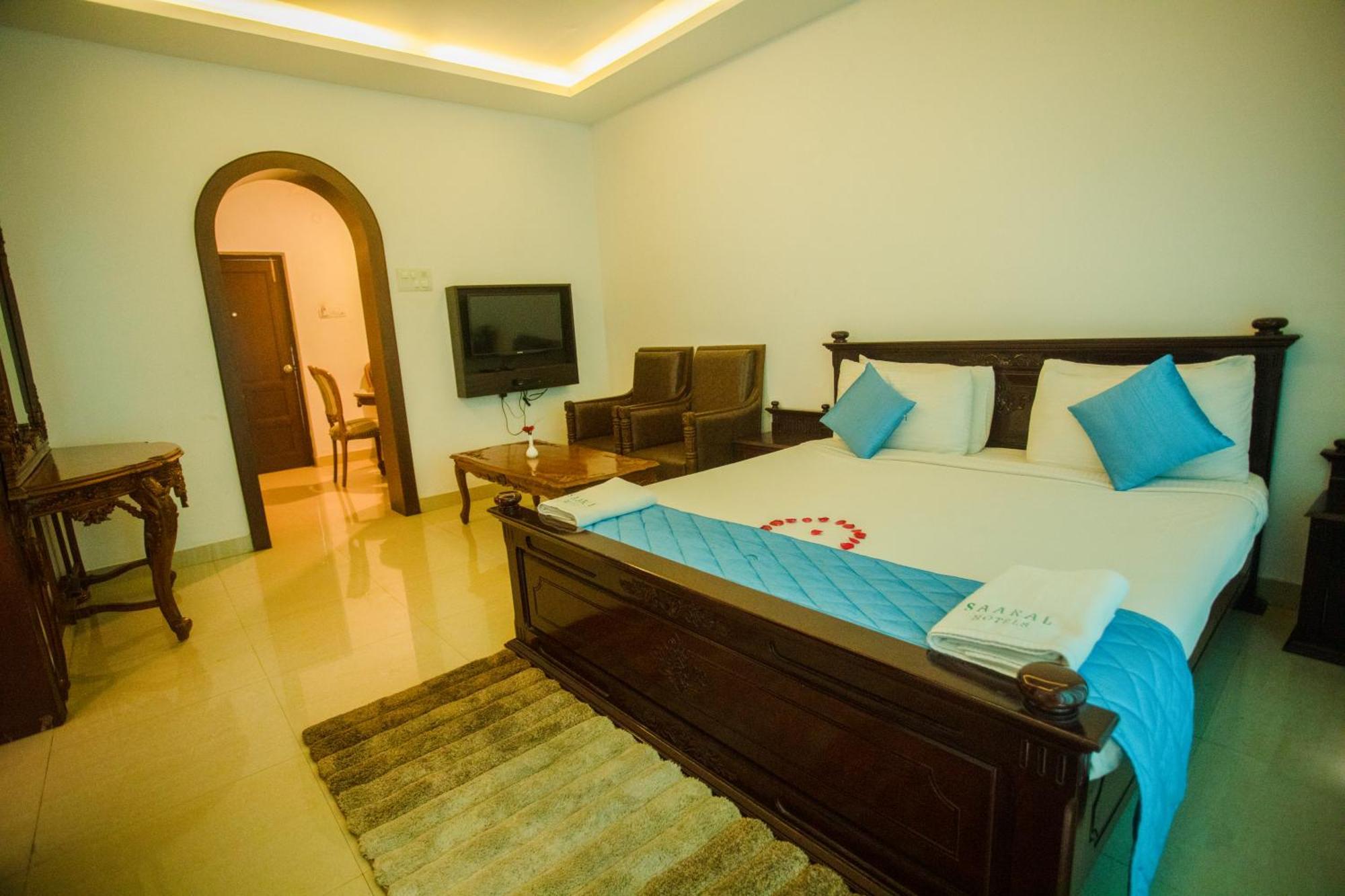 Saaral Resorts & Hotels Pvt Ltd Kuttalam  Luaran gambar