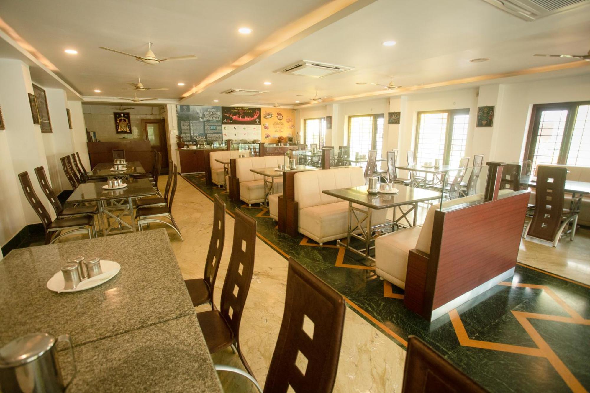 Saaral Resorts & Hotels Pvt Ltd Kuttalam  Luaran gambar