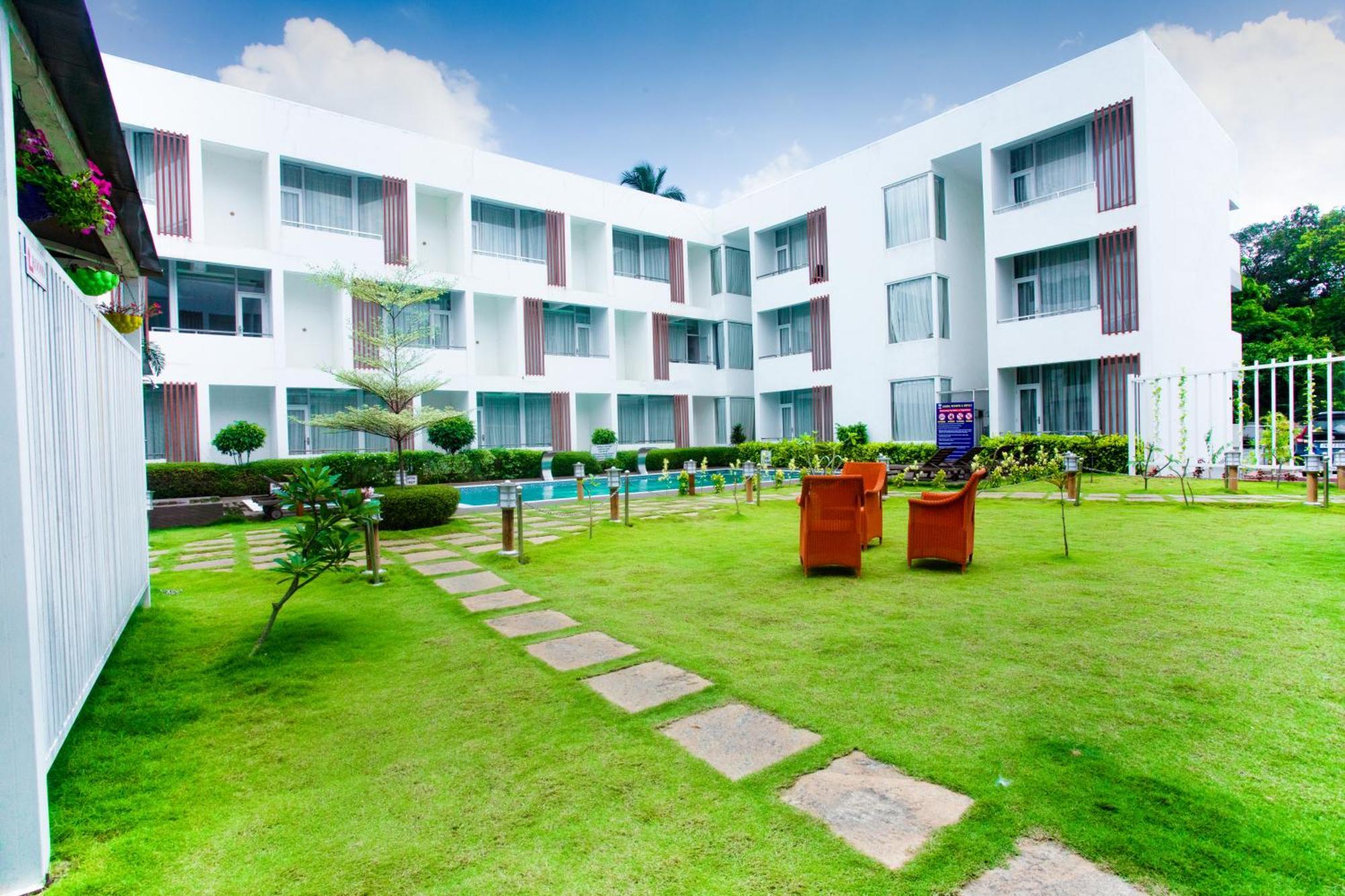 Saaral Resorts & Hotels Pvt Ltd Kuttalam  Luaran gambar