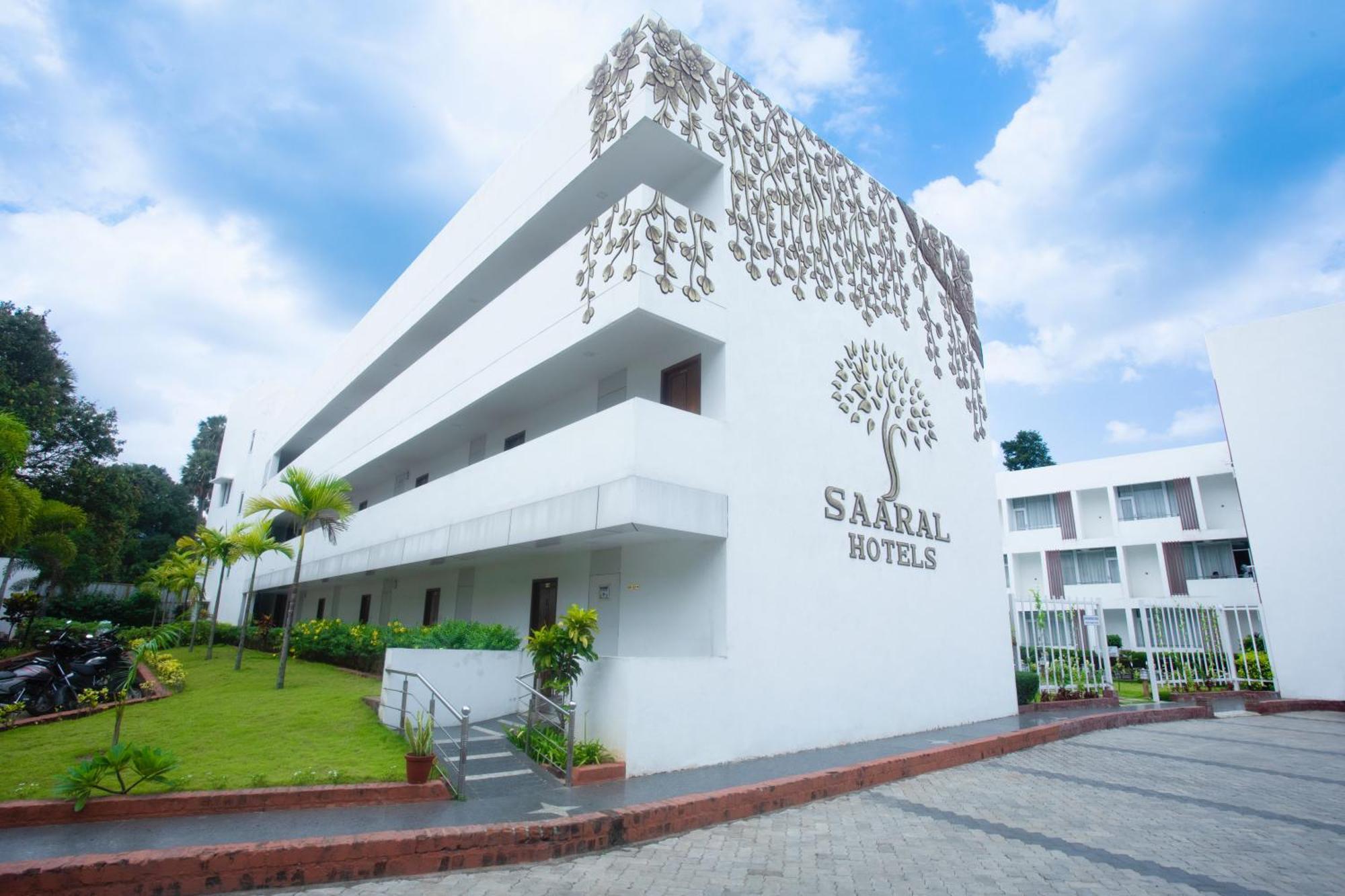 Saaral Resorts & Hotels Pvt Ltd Kuttalam  Luaran gambar