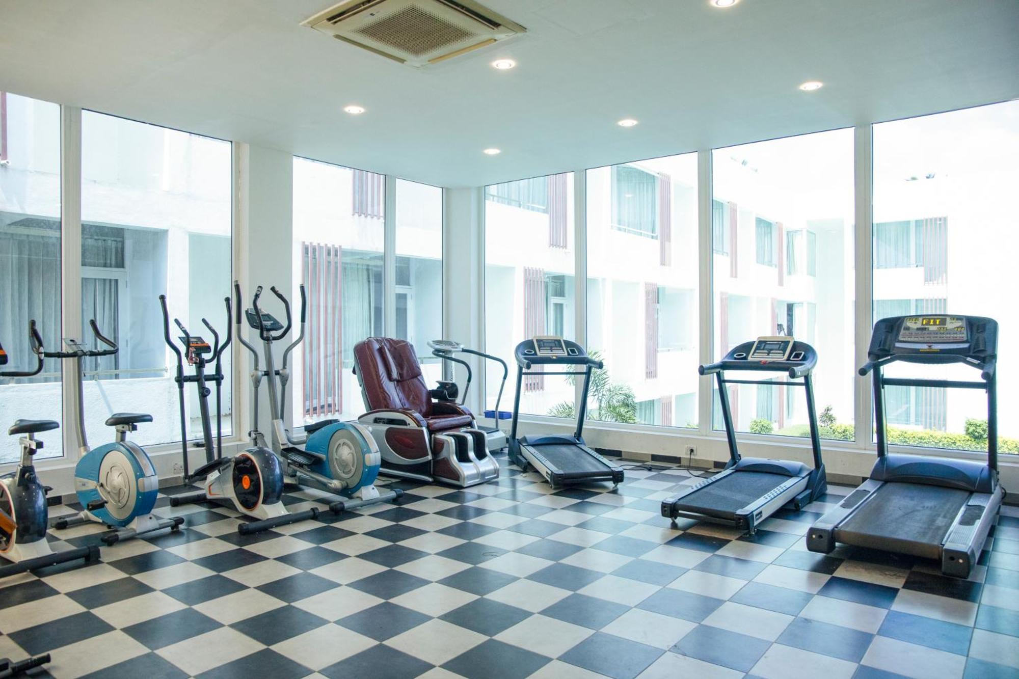 Saaral Resorts & Hotels Pvt Ltd Kuttalam  Luaran gambar